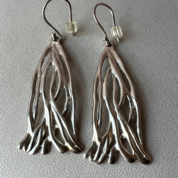 HAGIT GORALI 925 STERLING SILVER SCULPTED LONG DANGLE DROP EARRINGS BRAND NEW - Picture 5 of 16